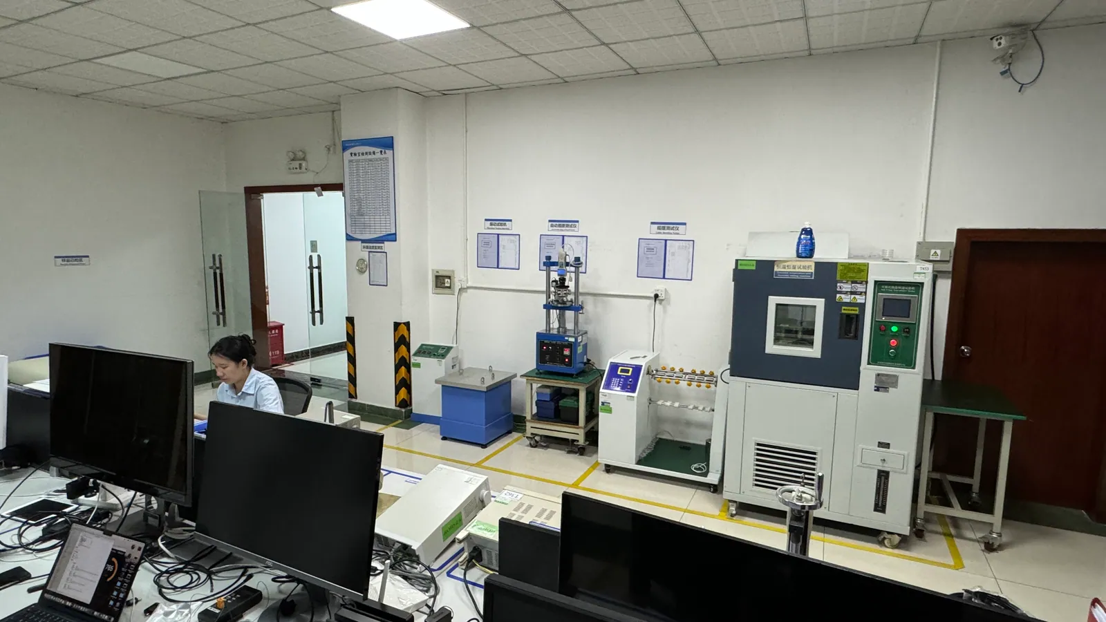 Testing laboratory & instruments